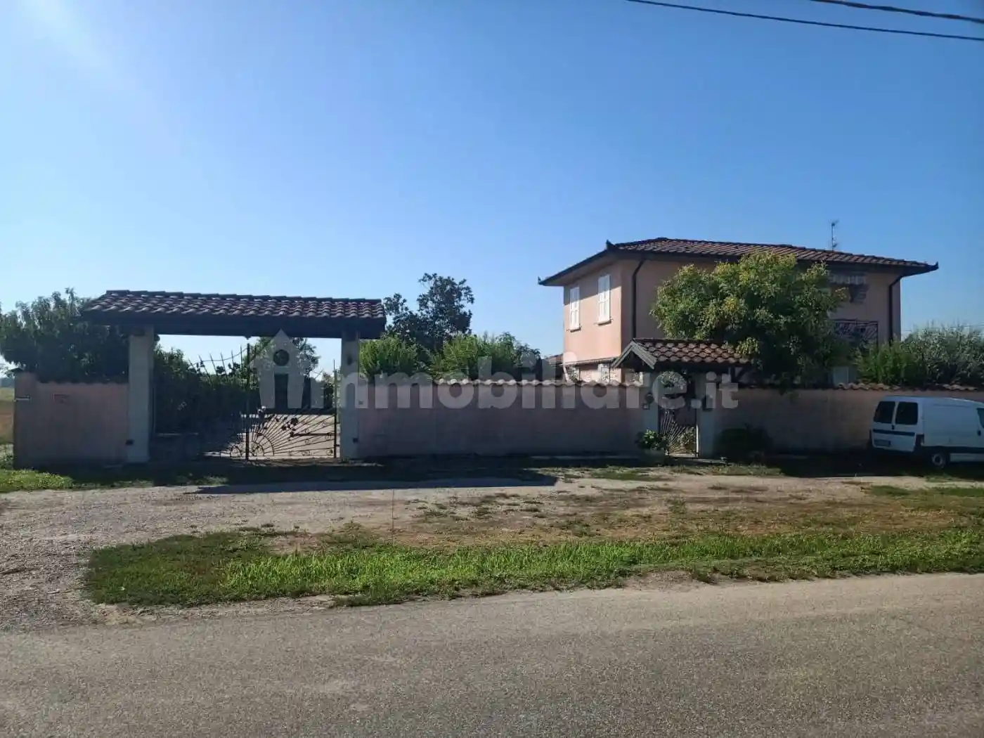 Villa in vendita a Pieve Porto Morone