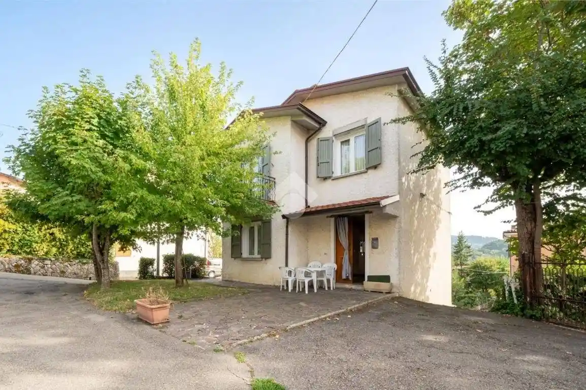 Casa indipendente in vendita a Casina