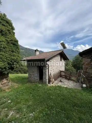 Rustico - Casale in vendita a Berzo Demo