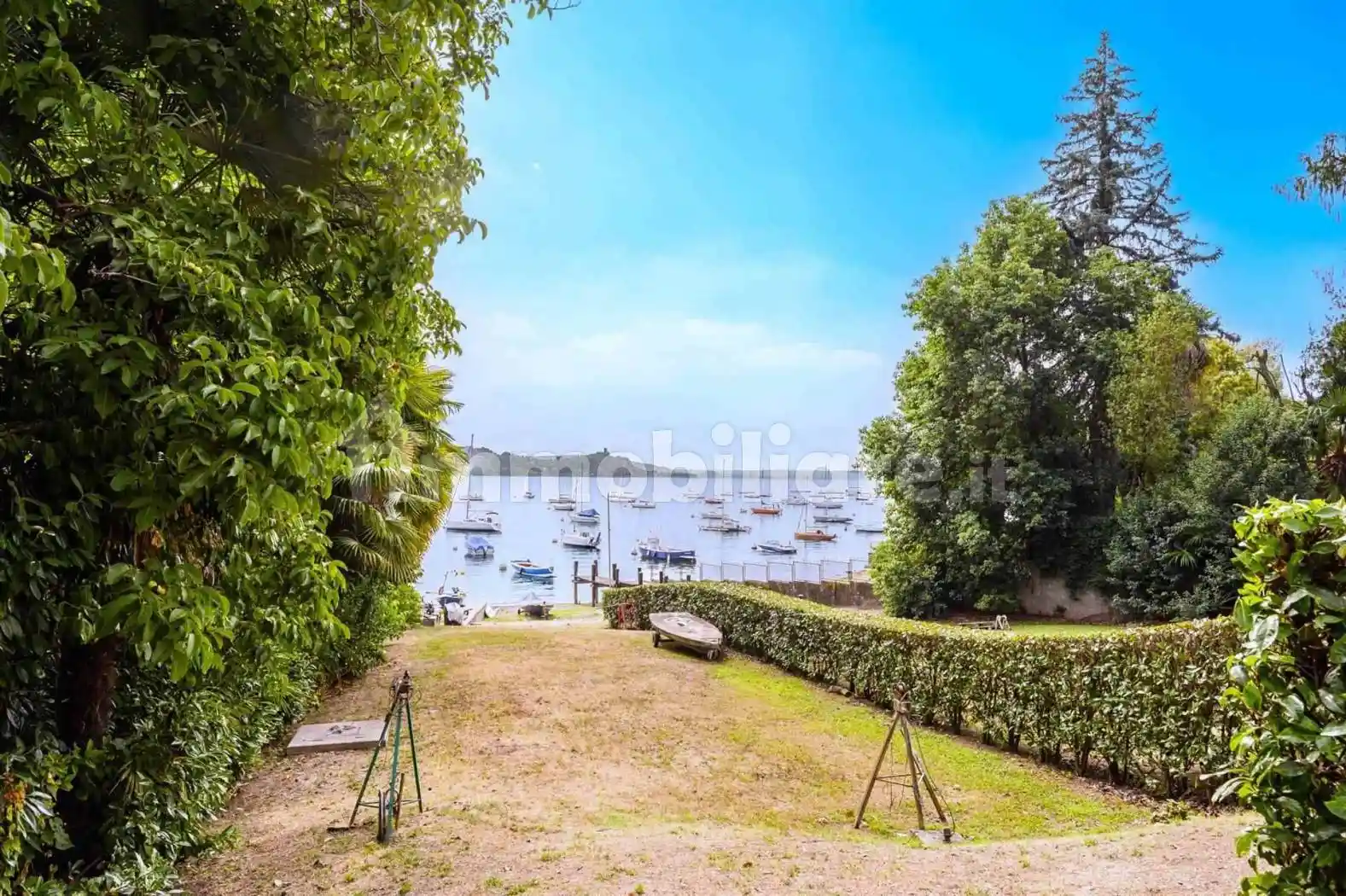 Villa in vendita a Meina
