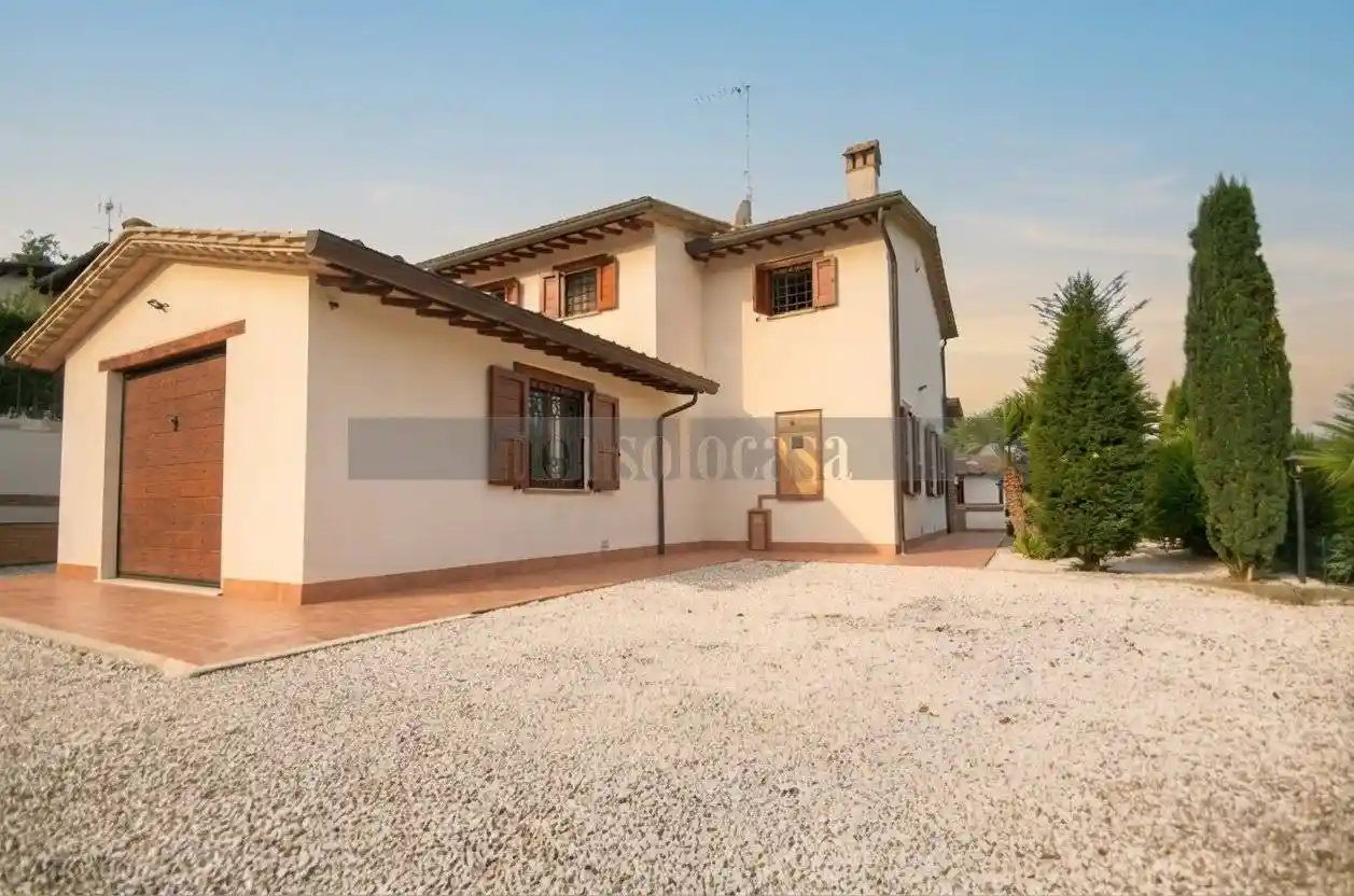 Villa in vendita a Perugia