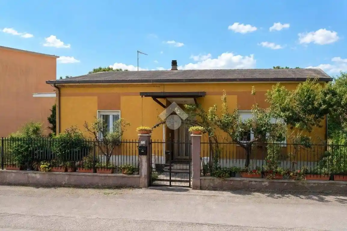 Casa indipendente in vendita a Roseto degli Abruzzi