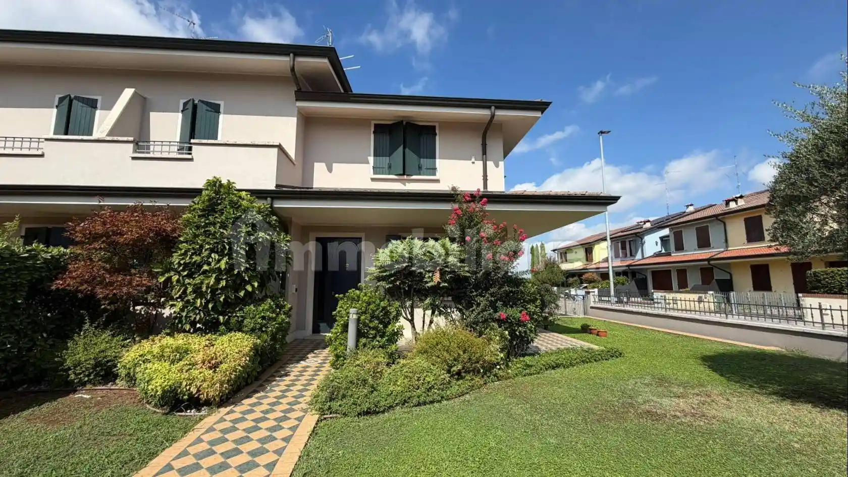 Villa in vendita a Viadana