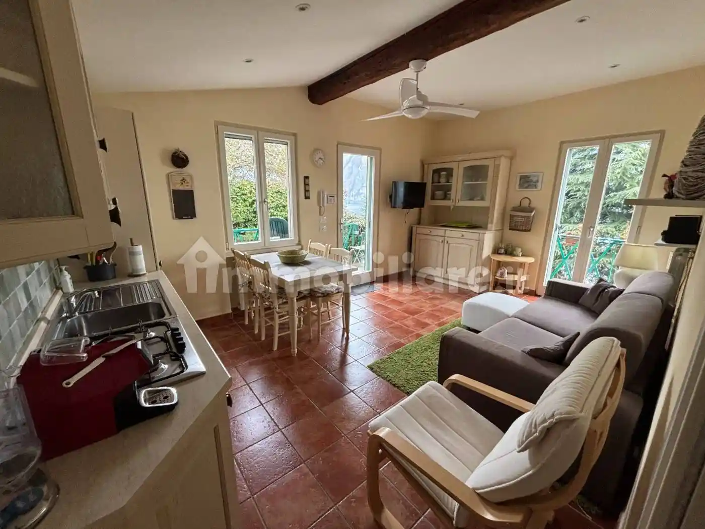 Villa in affitto a Riva di Solto