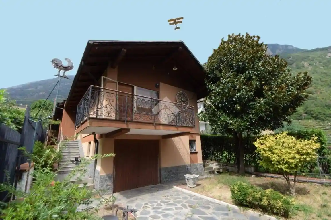 Villa in vendita a Donnas