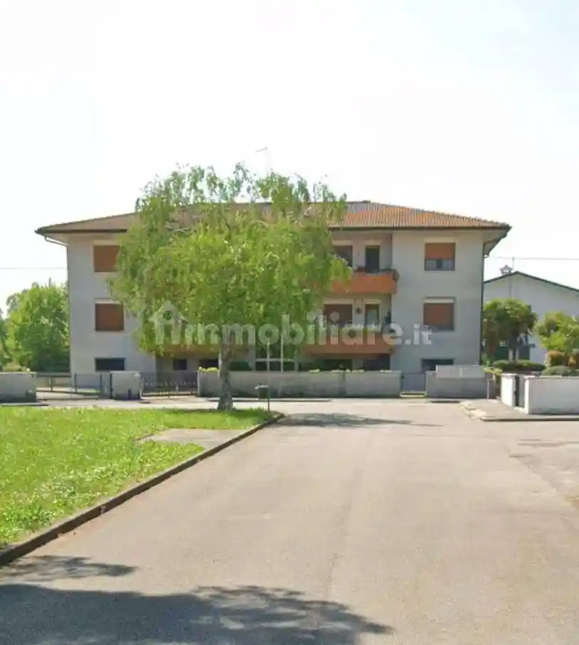 Appartamento in affitto a Torri di Quartesolo