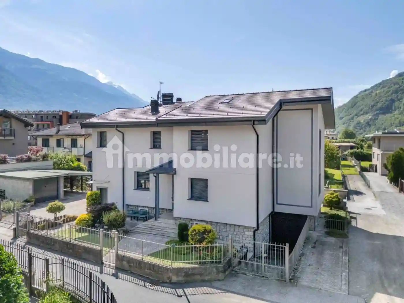 Villa - foto 2
