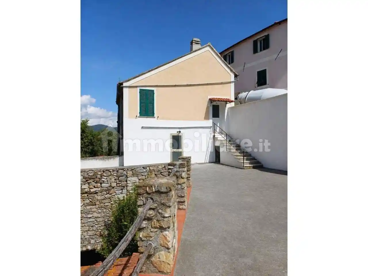 Casa indipendente in vendita a Andora
