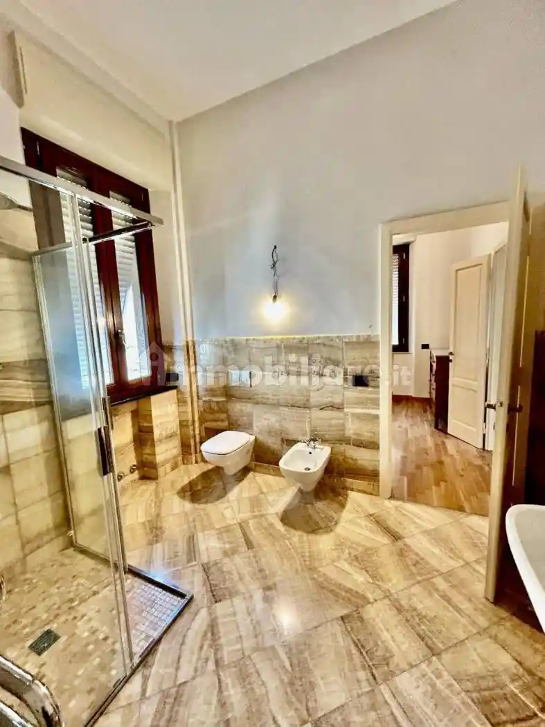 Villa in vendita a Montecatini-Terme