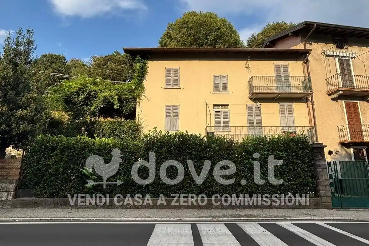 Appartamento in vendita a Laveno-Mombello