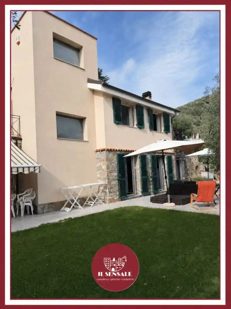 Villa in vendita a Imperia