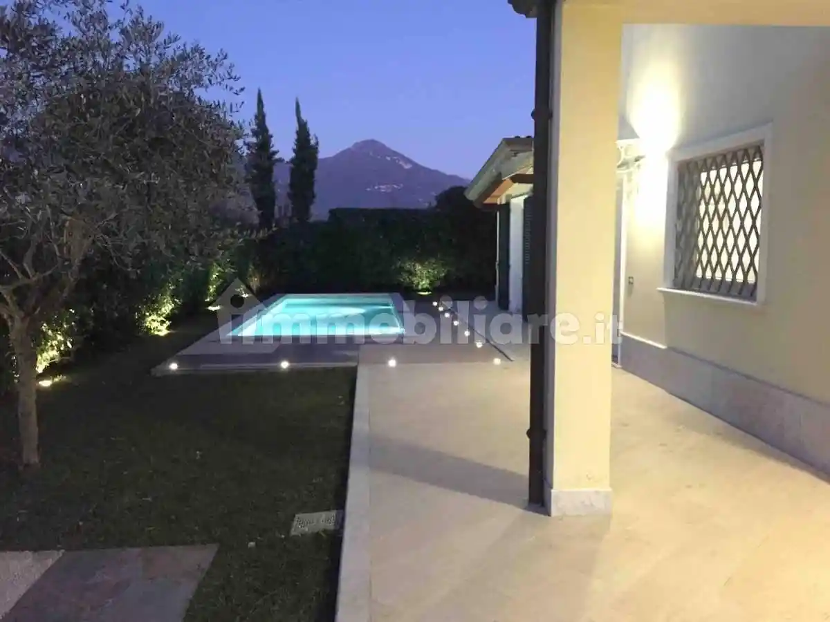 Villa in affitto a Pietrasanta