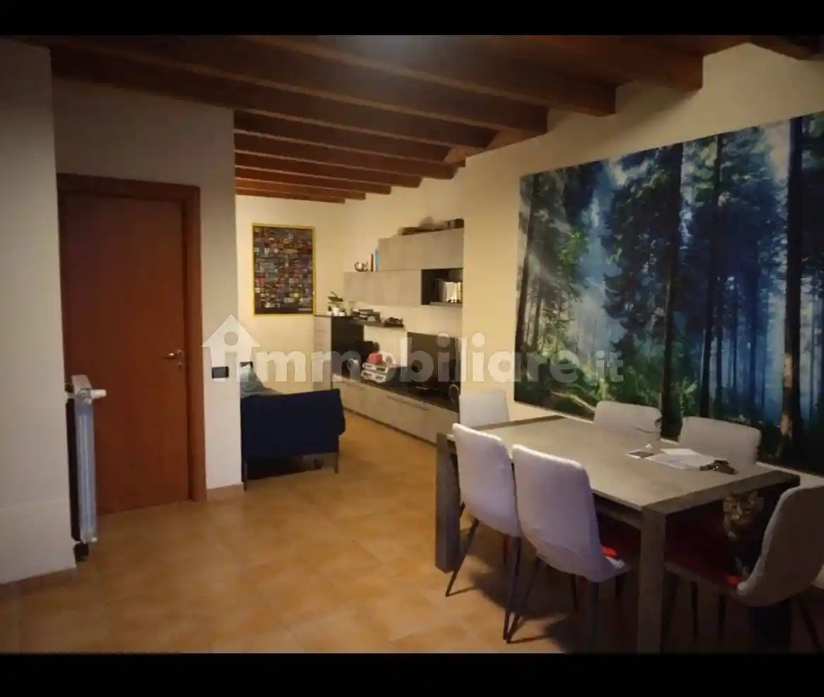 Casa indipendente in vendita a Torricella Verzate