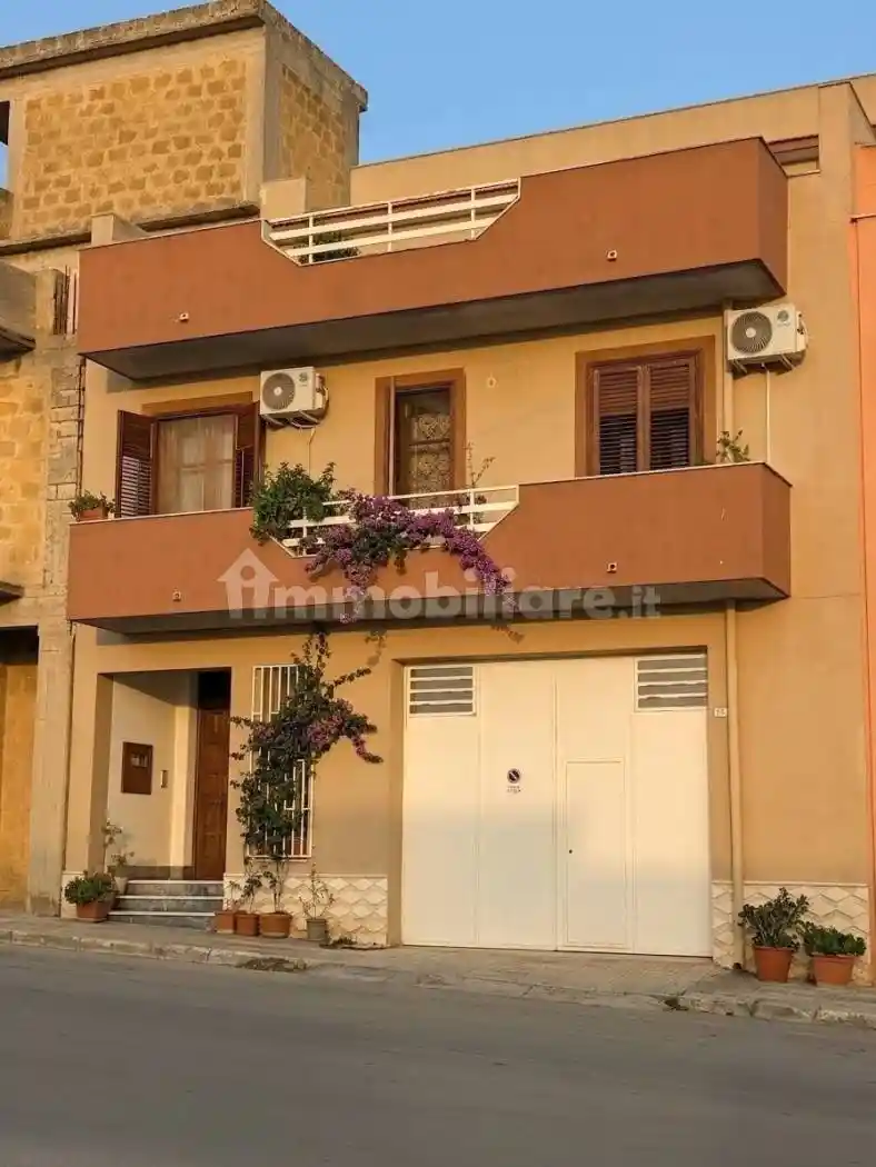 Villa in vendita a Partanna