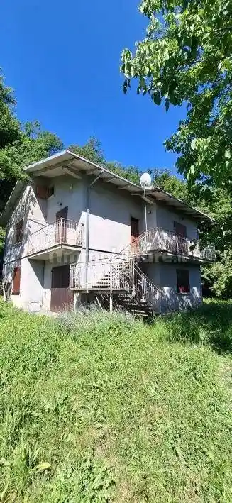 Villa in vendita a San Benedetto Val di Sambro