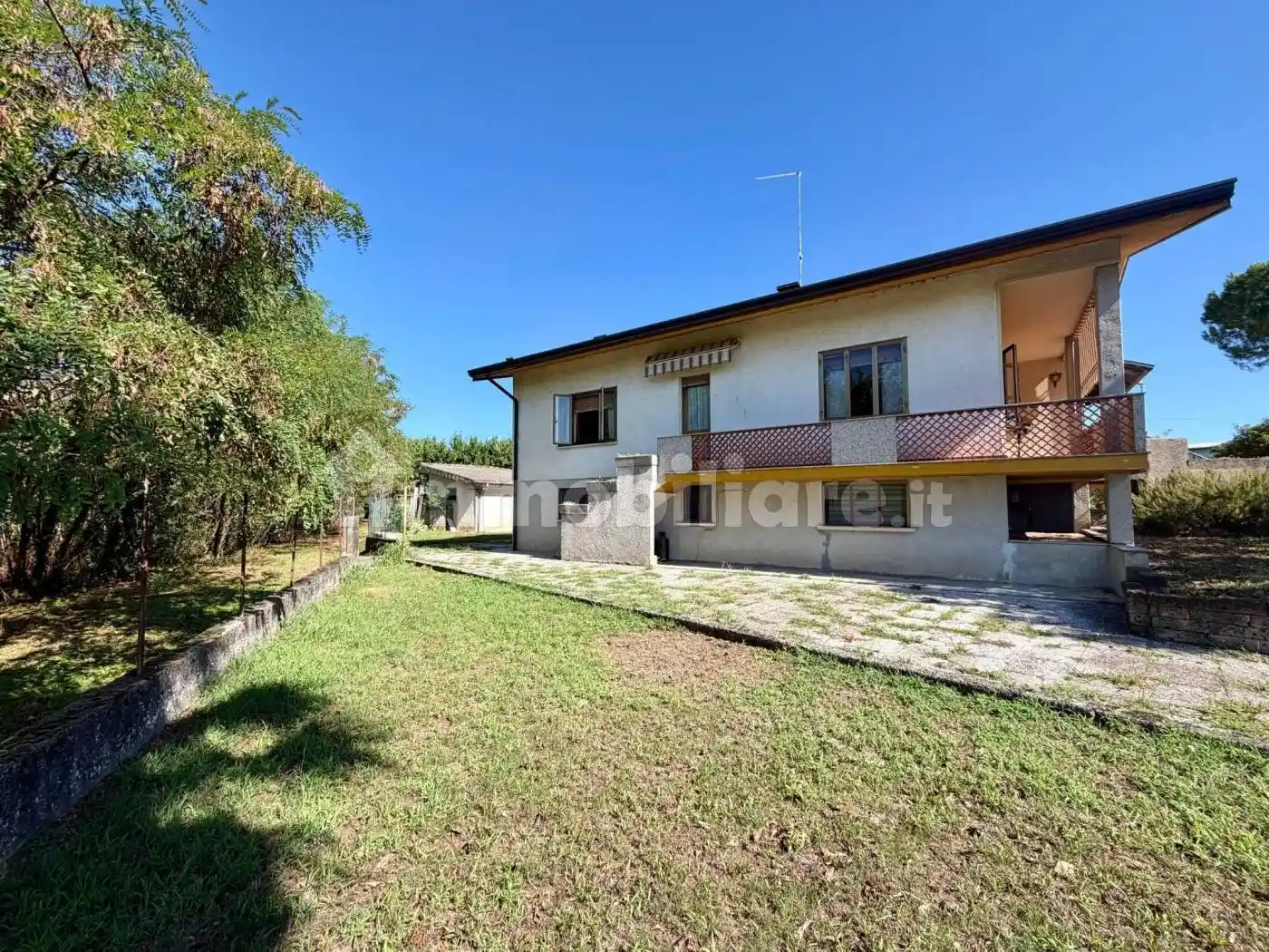 Villa in vendita a Castions di Strada