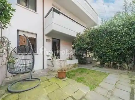 Villa in vendita a Viareggio