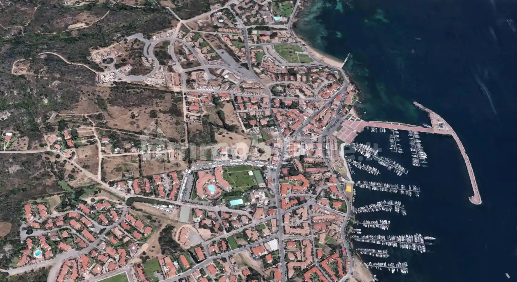 Appartamento in vendita a Arzachena