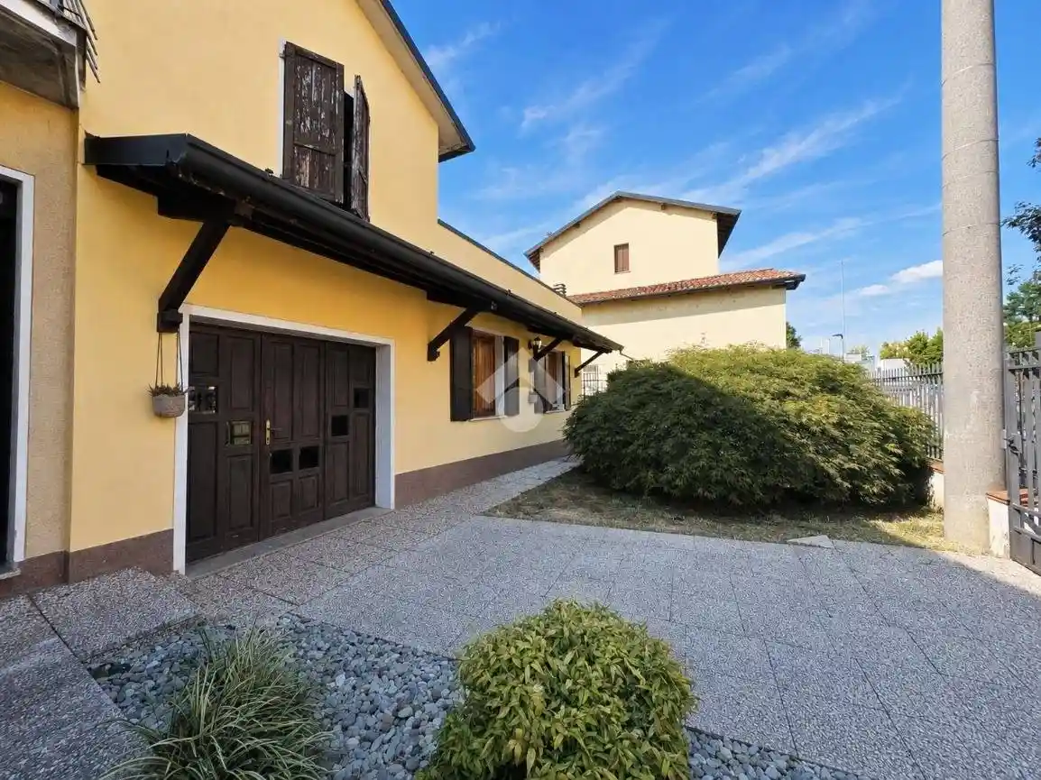 Villa in vendita a Chiari
