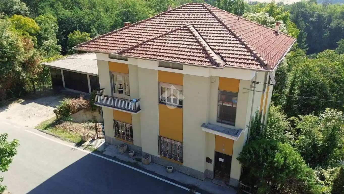 Villa in vendita a Valdilana