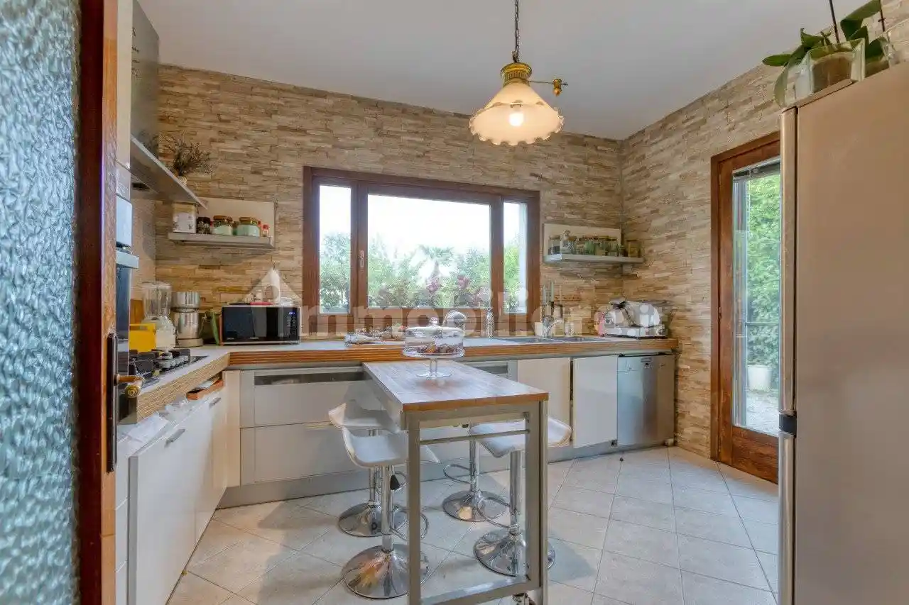 Villa in vendita a Abano Terme