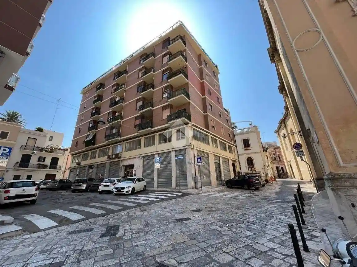 Appartamento in affitto a Brindisi