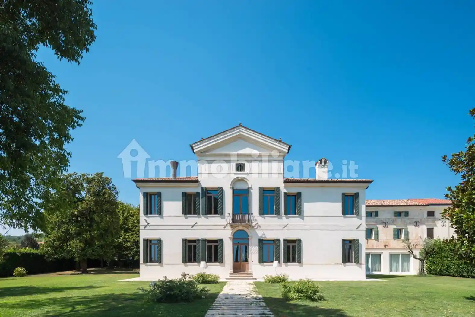 Villa in vendita a Nervesa della Battaglia