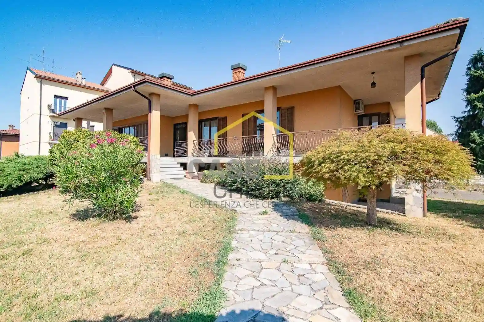 Villa - foto 5