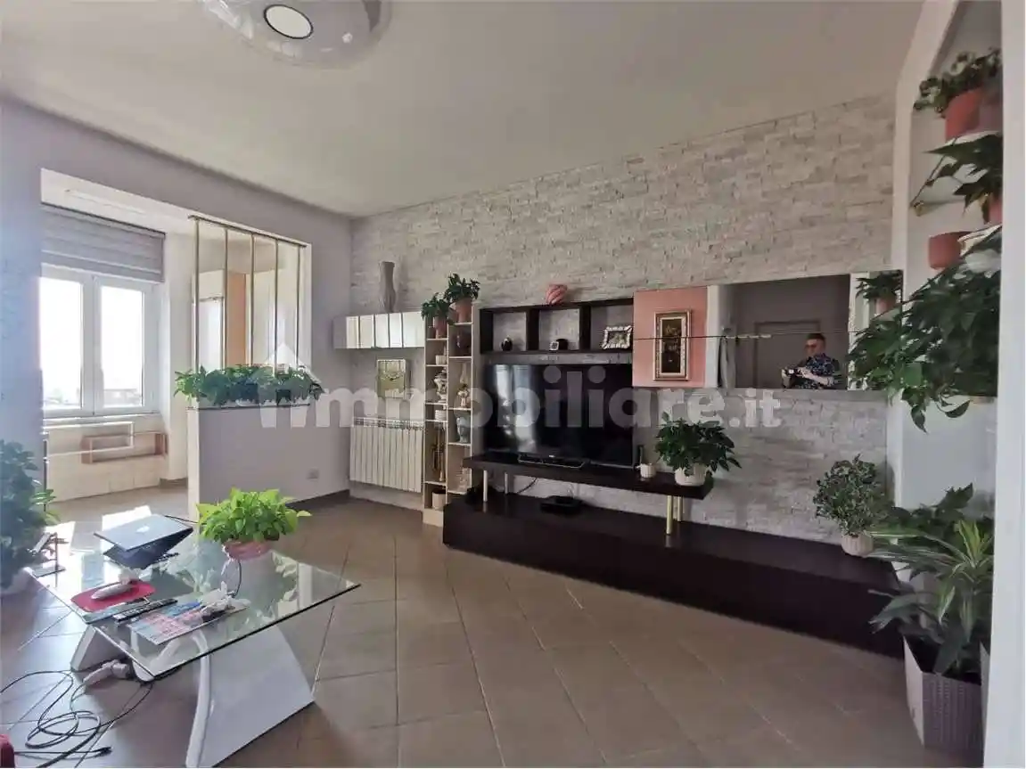 Appartamento in vendita a Piacenza