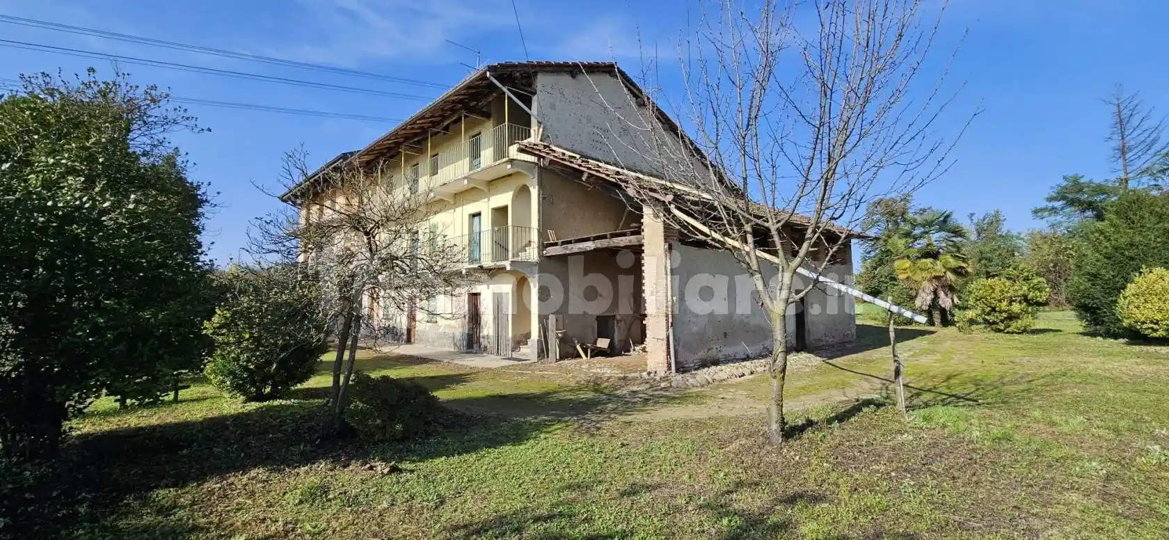 Rustico - Casale in vendita a Oleggio