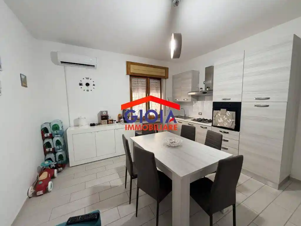 Appartamento in vendita a Mondragone