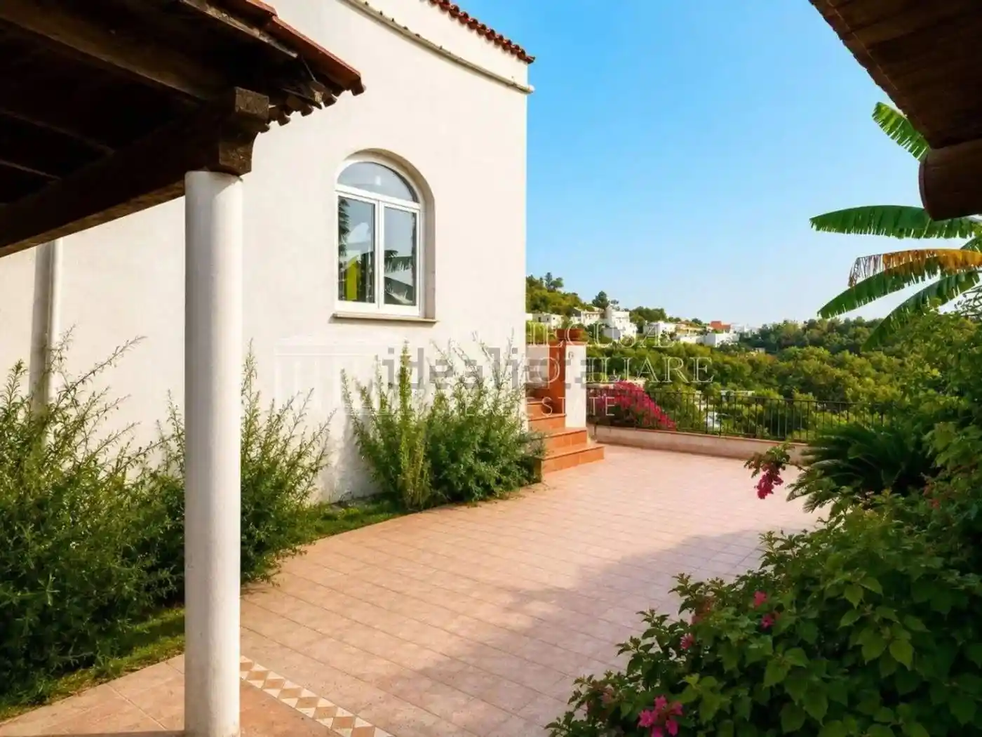 Villa in vendita a Serrara Fontana