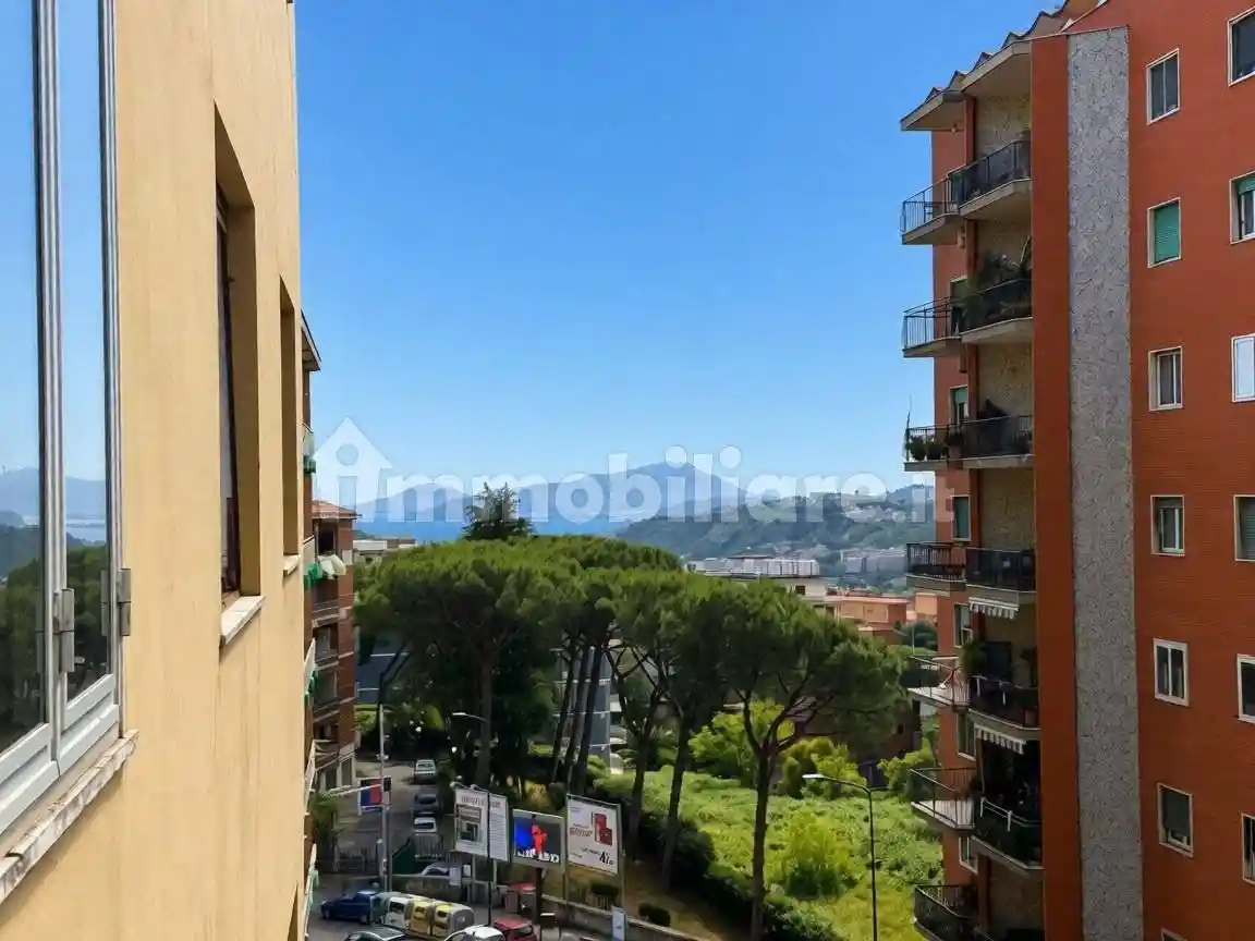 Appartamento in vendita a Napoli