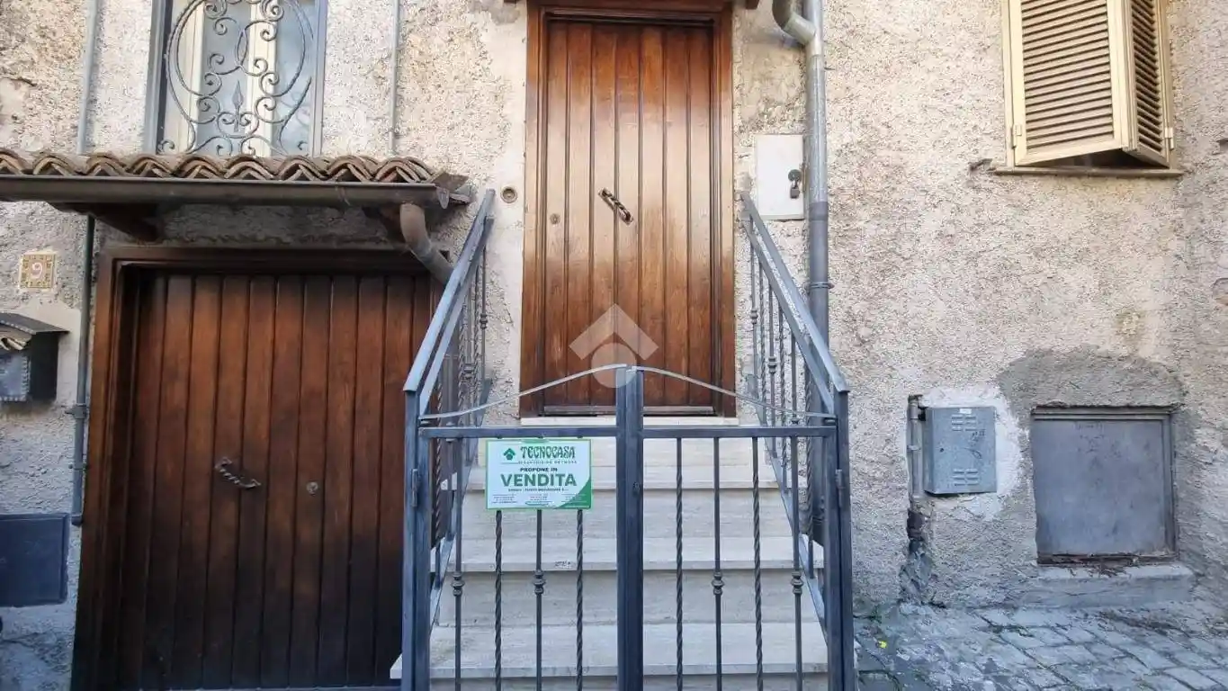 Palazzo - Edificio in vendita a Segni