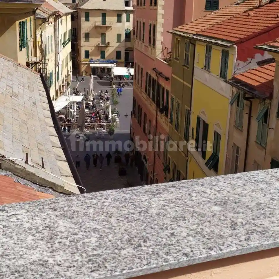 Appartamento in vendita a Finale Ligure