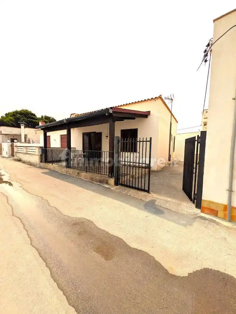 Casa indipendente in affitto a Marsala