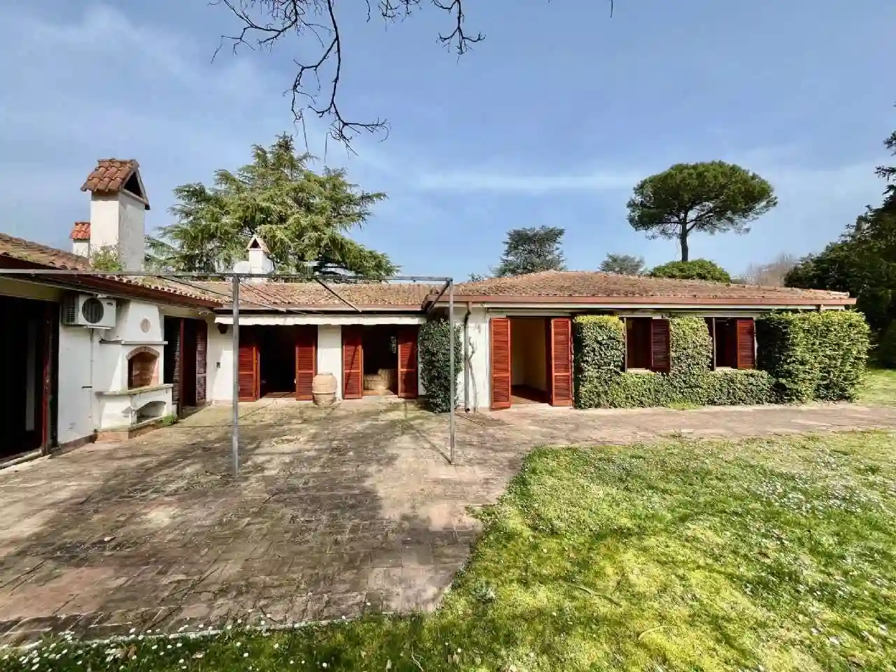 Villa - foto 2