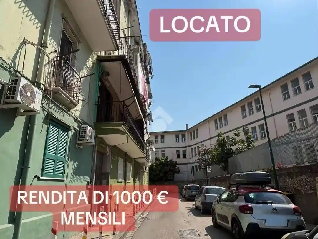 Appartamento in vendita a Napoli