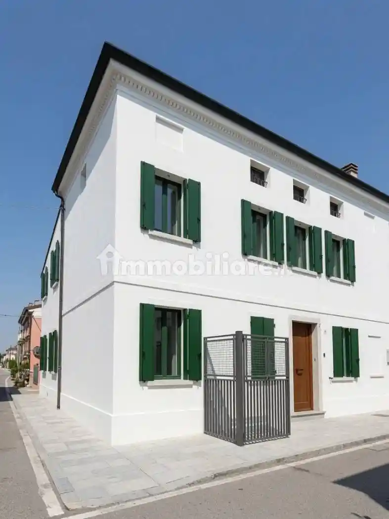 Casa indipendente in vendita a Bagnolo San Vito