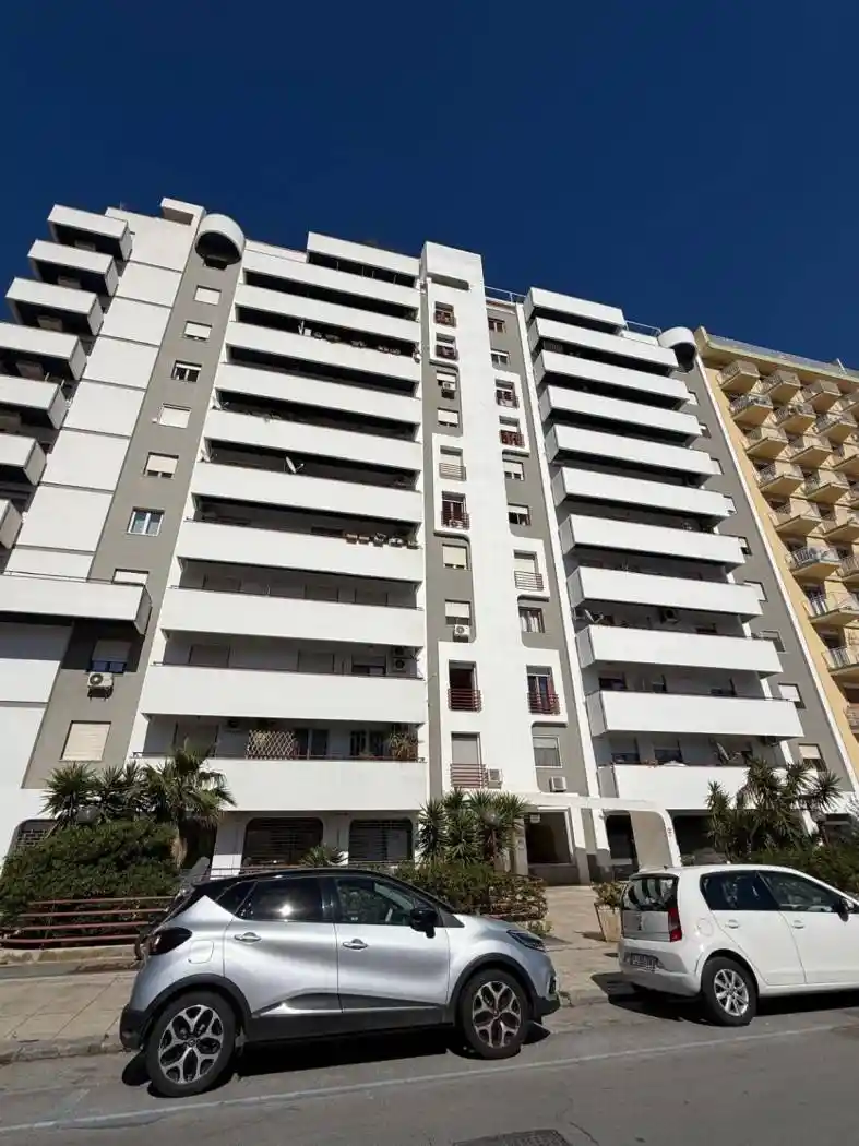 Appartamento in vendita a Palermo