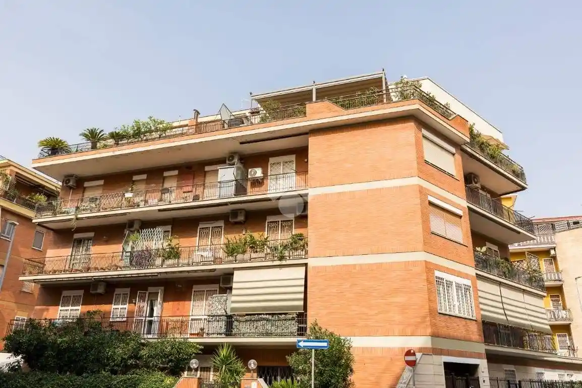 Appartamento in vendita a Roma