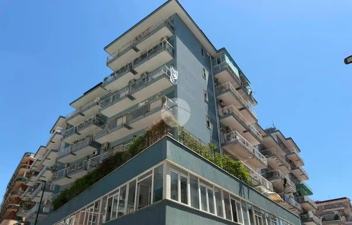 Appartamento in vendita a Napoli