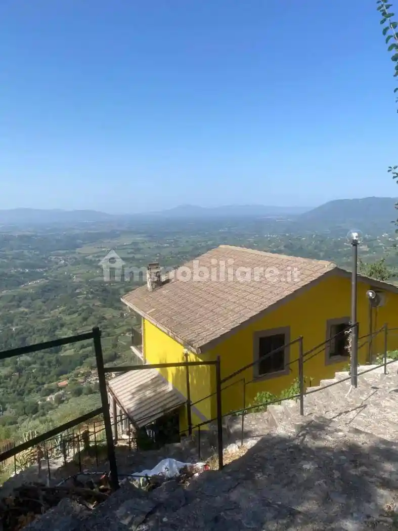 Villa in vendita a Serrone
