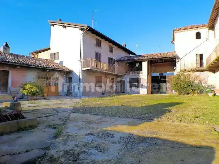 Rustico - Casale in vendita a Serralunga di Crea