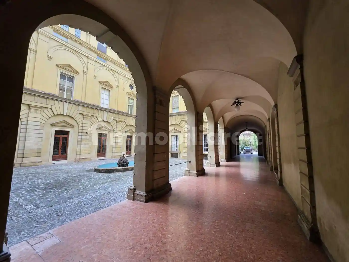 Appartamento in vendita a Parma
