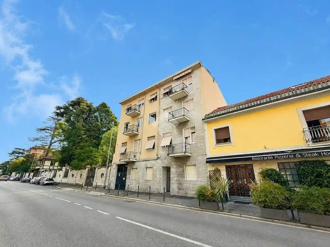 Appartamento in vendita a Monza