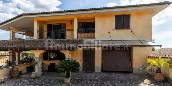 Appartamento in vendita a Valmontone