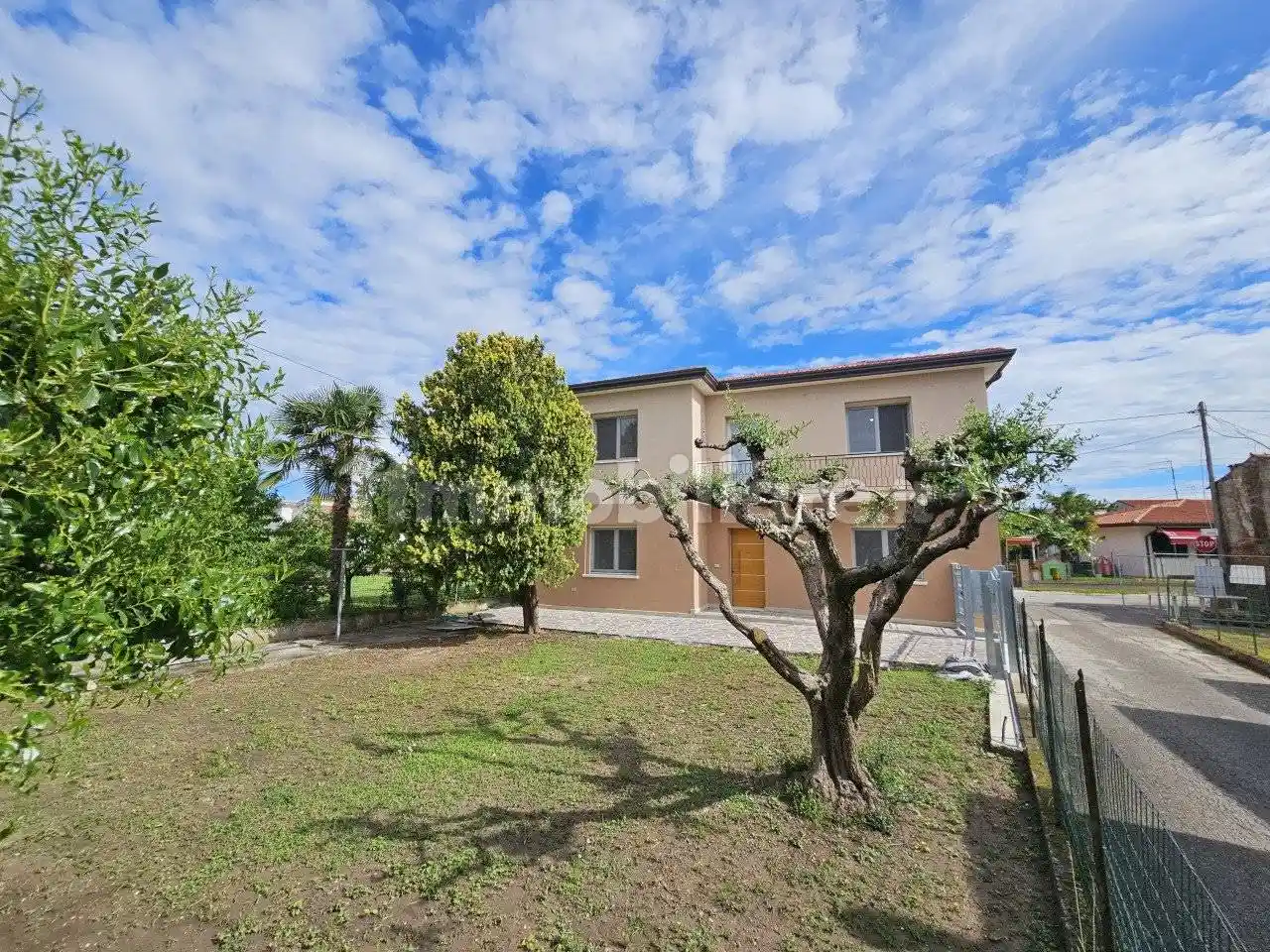 Casa indipendente in vendita a Solesino