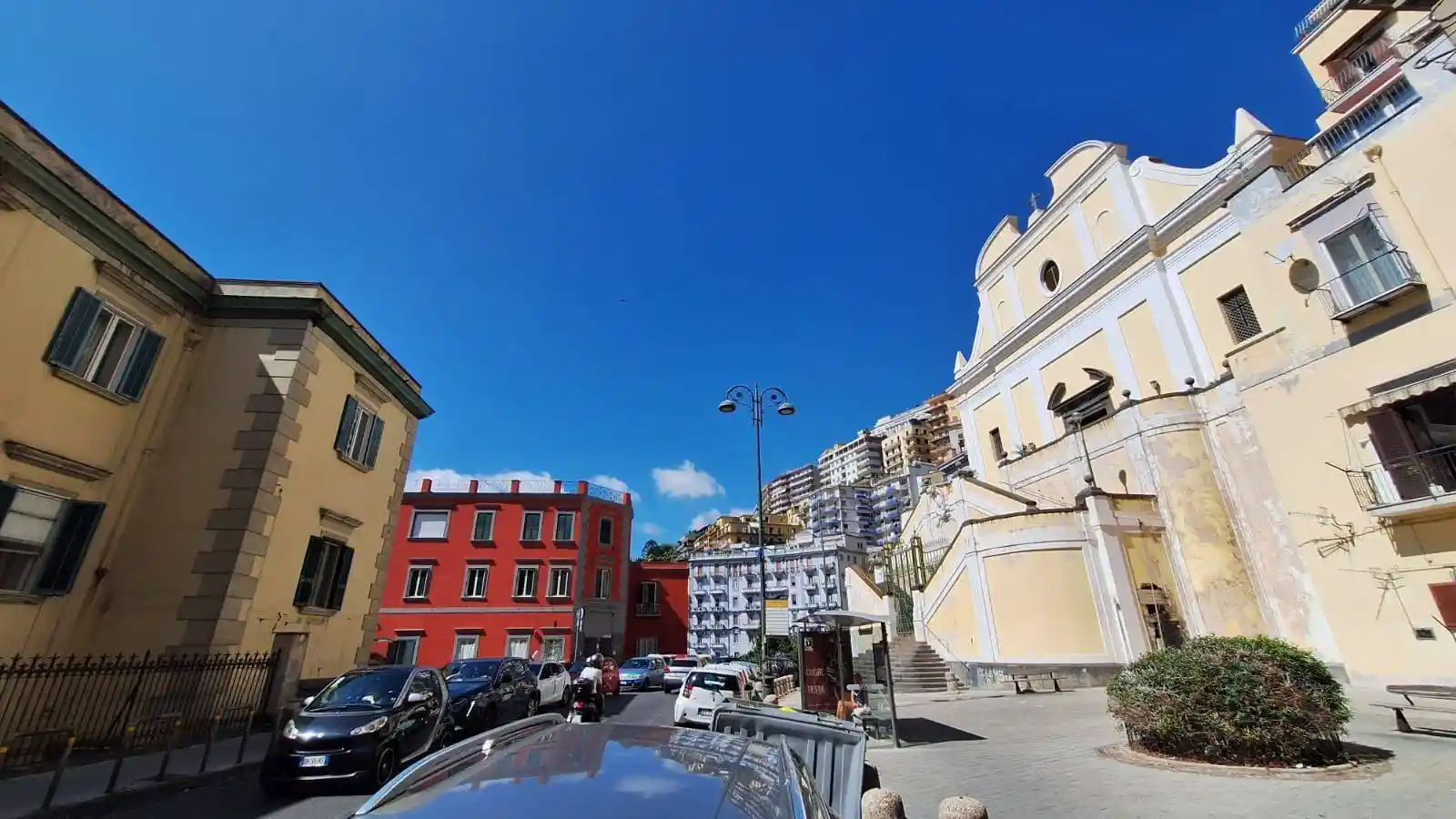 Appartamento in vendita a Napoli