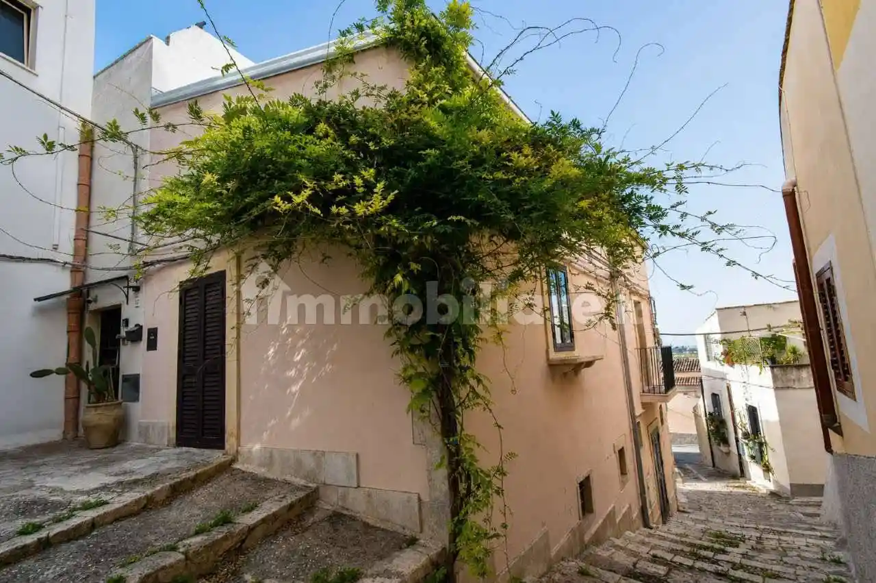Casa indipendente in vendita a Noto